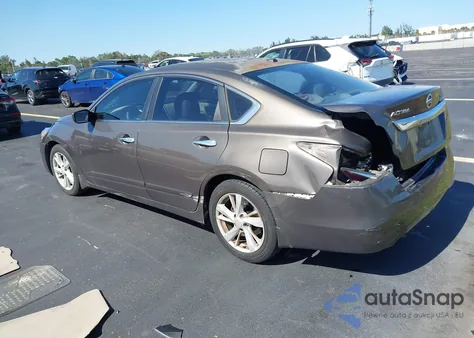 2014 Nissan Altima 2.5 Sv z USA, uszkodzony, nr VIN 1N4AL3AP4EC323312